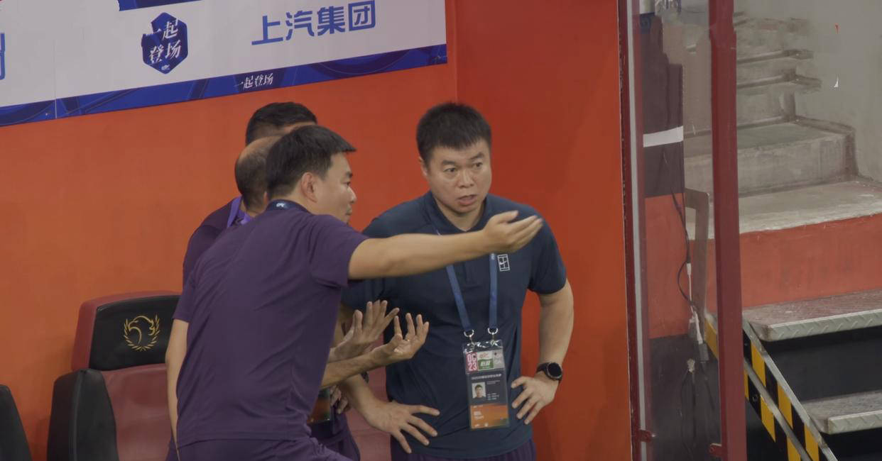 次面对旧主, 身前三, 而津门虎则 次面对旧主, 身前三, 而津门虎则