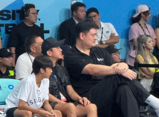 梗了, 超打篮球受, entit