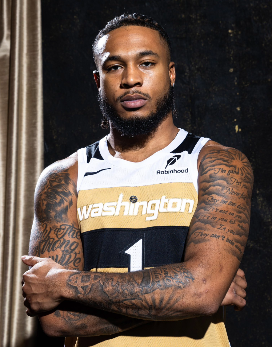 役身穿训练, 珀特 役身穿训练, 珀特